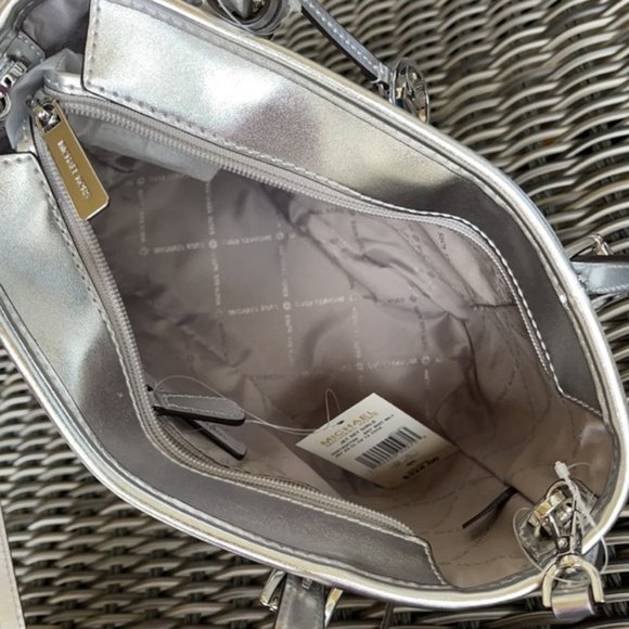 Michael Kors Jet Set Girls XS Convertible Satchel Bright White - Picture 9 of 15